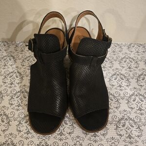 Lucky Brand Black Wedge Sandals